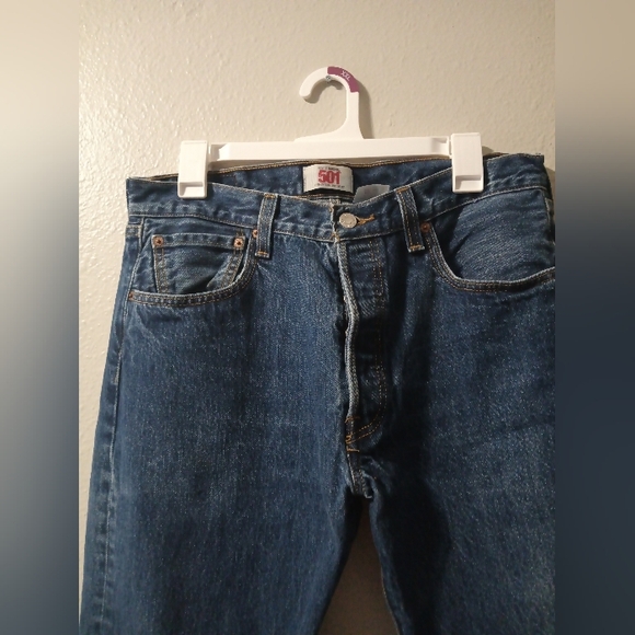 Levi's Classic Straight Blue Jeans - Picture 2 of 10